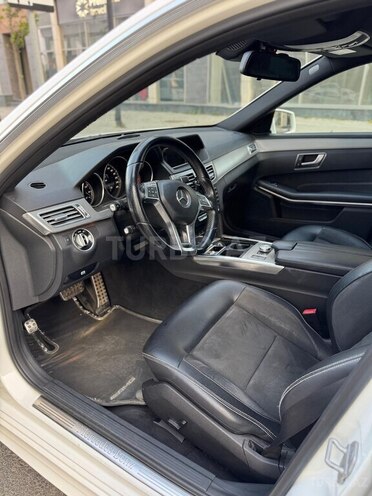 Mercedes E 200 2013, 140,182 km - 2.0 l - Bakı