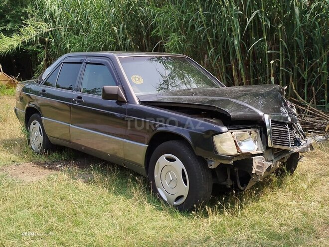 Mercedes 190 1991, 343,000 km - 2.0 l - Ağcabədi