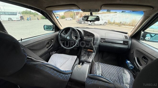 BMW 323 1995, 540,000 km - 2.5 l - Bakı