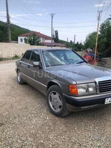 Mercedes A 190 1990, 400,500 km - 2.0 l - Quba