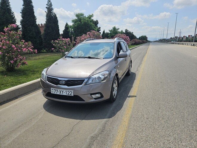 Kia Ceed 2009, 287,965 km - 1.6 л - Bakı