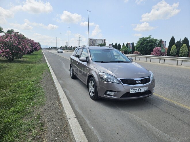 Kia Ceed 2009, 287,965 km - 1.6 л - Bakı