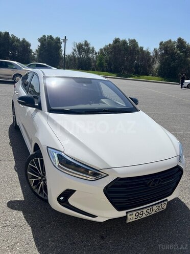 Hyundai Avante 2016, 260,000 km - 1.6 l - Bakı