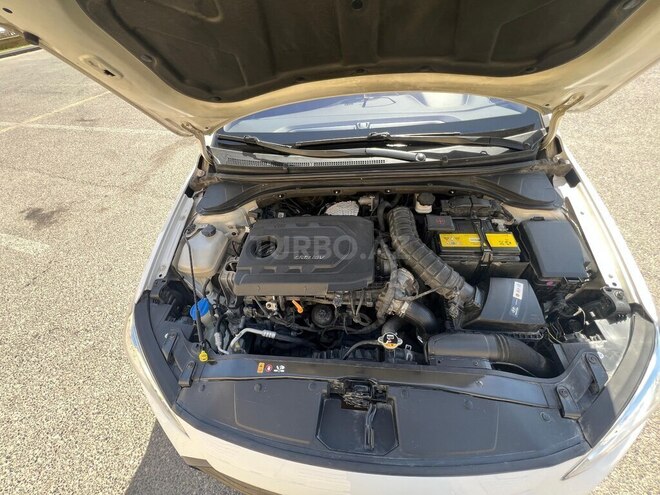 Hyundai Avante 2016, 260,000 km - 1.6 l - Bakı