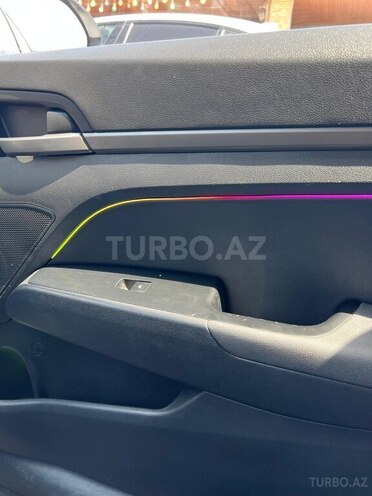 Hyundai Avante 2016, 260,000 km - 1.6 l - Bakı