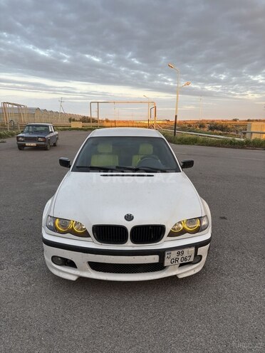 BMW 320 2002, 210,000 km - 2.2 л - Bakı