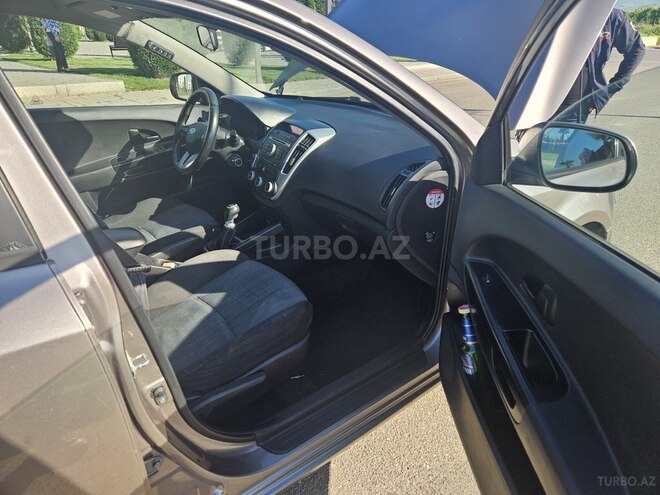 Kia Ceed 2009, 287,965 km - 1.6 л - Bakı