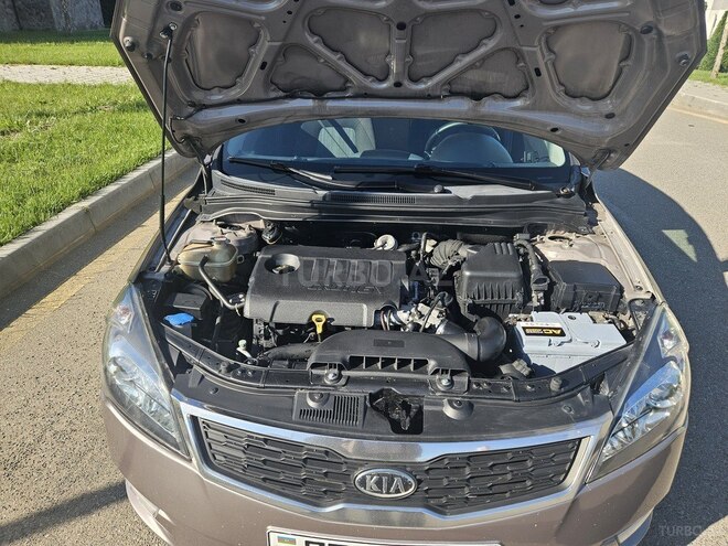 Kia Ceed 2009, 287,965 km - 1.6 л - Bakı