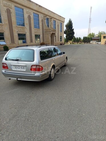 Mercedes E 200 1999, 400,000 km - 2.0 l - Tovuz