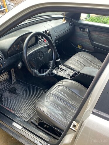 Mercedes C 180 1993, 300,000 km - 1.8 l - Bakı
