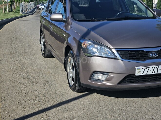 Kia Ceed 2009, 287,965 km - 1.6 л - Bakı