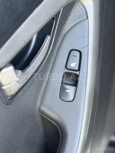 Hyundai Elantra 2011, 183,000 km - 1.8 l - 