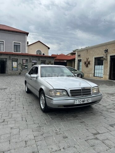 Mercedes C 180 1993, 300,000 km - 1.8 л - Bakı