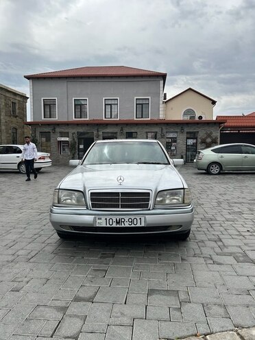 Mercedes C 180 1993, 300,000 km - 1.8 л - Bakı