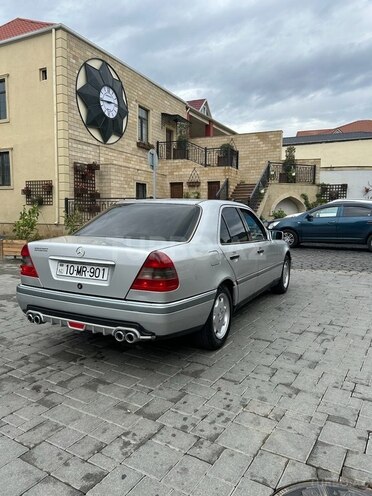 Mercedes C 180 1993, 300,000 km - 1.8 л - Bakı