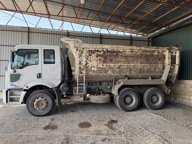 Ford Cargo 2007, 400,000 km - 7.5 l - Yevlax