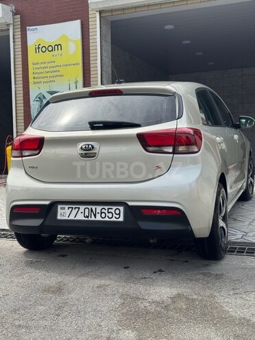 Kia Rio 2018, 164,000 km - 1.6 l - Bakı