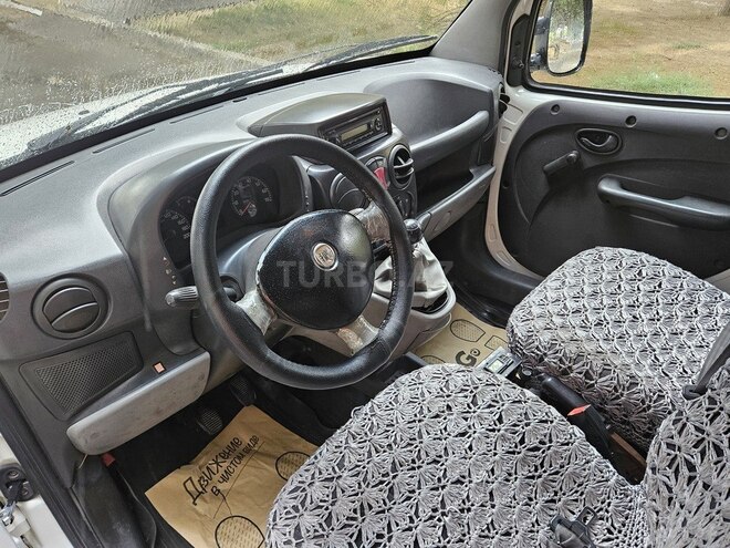 Fiat Doblo 2008, 240,000 km - 1.9 l - Bakı
