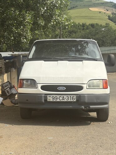 Ford Transit 1999, 250,000 km - 2.5 l - Yardımlı