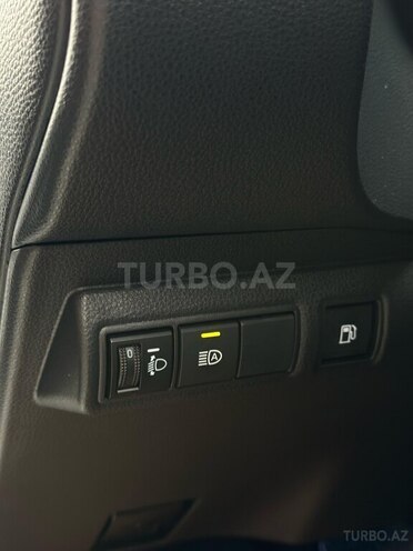Toyota Corolla 2024, 9,000 km - 1.8 л - Bakı
