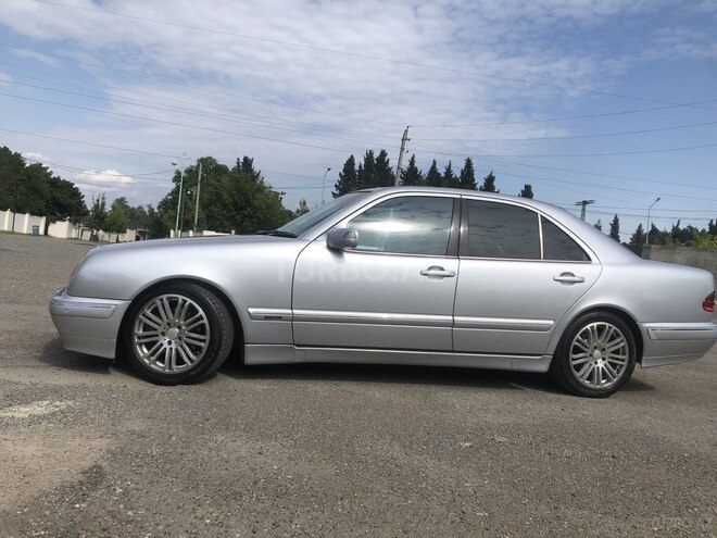 Mercedes E 270 2000, 443,000 km - 2.7 л - Ağstafa