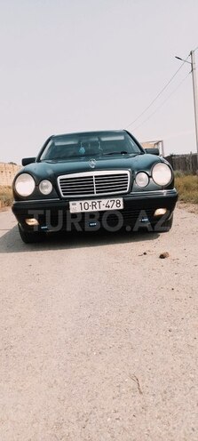 Mercedes E 240 1998, 373,280 km - 2.4 l - Şirvan