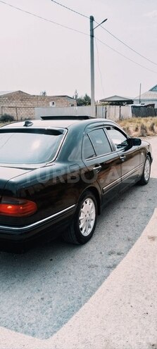 Mercedes E 240 1998, 373,280 km - 2.4 l - Şirvan