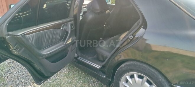 Mercedes E 240 1998, 373,280 km - 2.4 l - Şirvan