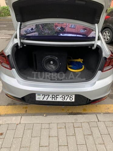 Hyundai Elantra 2019, 134,380 km - 2.0 l - Bakı