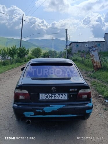 BMW 525 1998, 483,000 km - 2.5 l - Gədəbəy