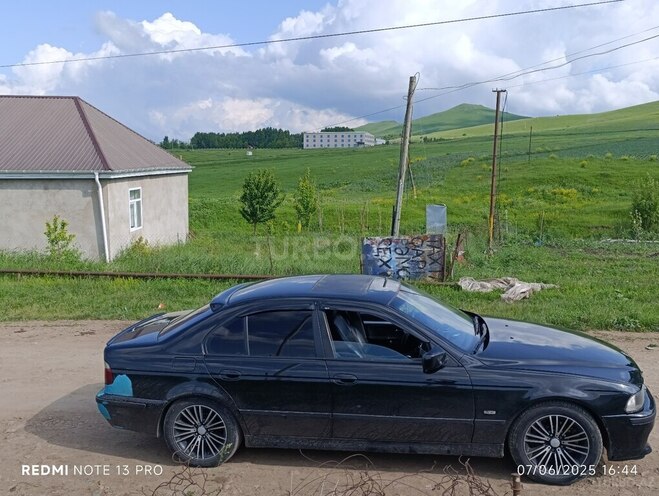 BMW 525 1998, 483,000 km - 2.5 l - Gədəbəy