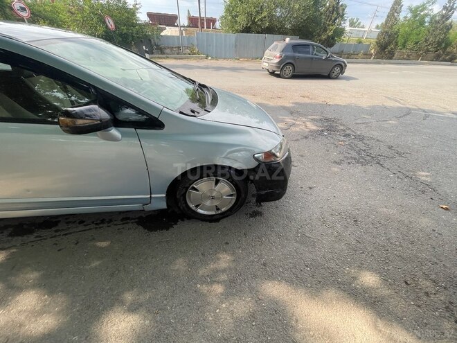 Honda Civic 2006, 440,000 km - 1.3 l - Yevlax