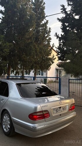 Mercedes E 240 1999, 361,256 km - 2.6 l - Bakı