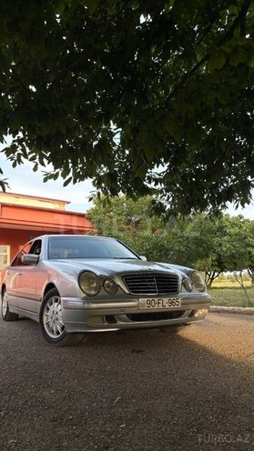Mercedes E 240 1999, 361,256 km - 2.6 l - Bakı