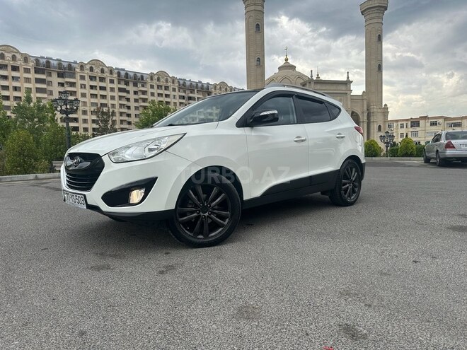 Hyundai ix35 2009, 194,000 km - 2.0 л - Bakı