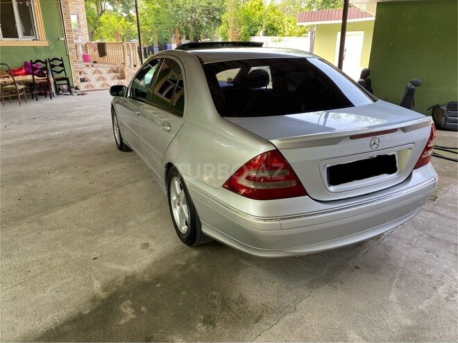 Mercedes C 200 2001, 298,000 km - 2.0 l - Bərdə