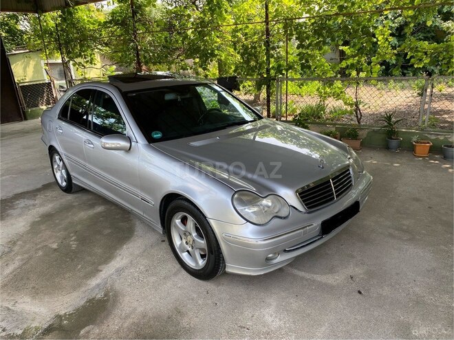 Mercedes C 200 2001, 298,000 km - 2.0 l - Bərdə