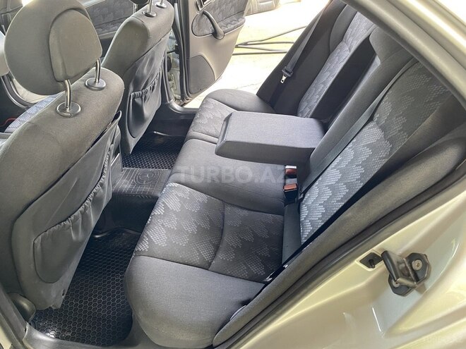 Mercedes C 200 2001, 298,000 km - 2.0 l - Bərdə