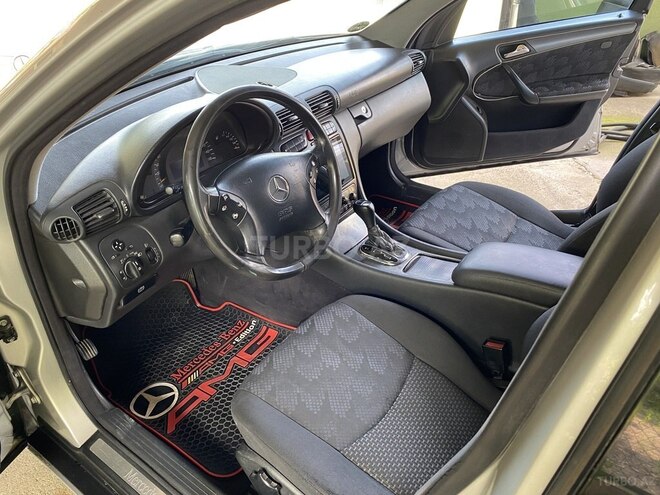 Mercedes C 200 2001, 298,000 km - 2.0 l - Bərdə