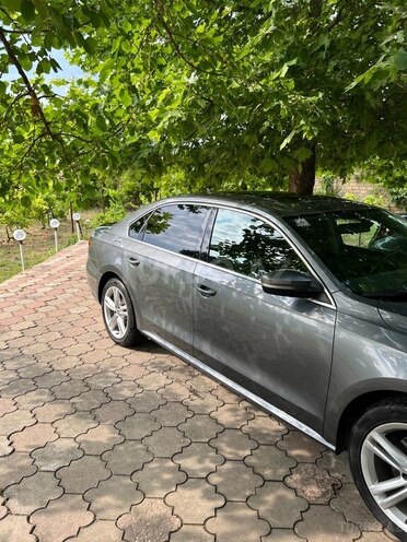 Volkswagen Passat 2013, 184,000 km - 1.8 л - Bakı