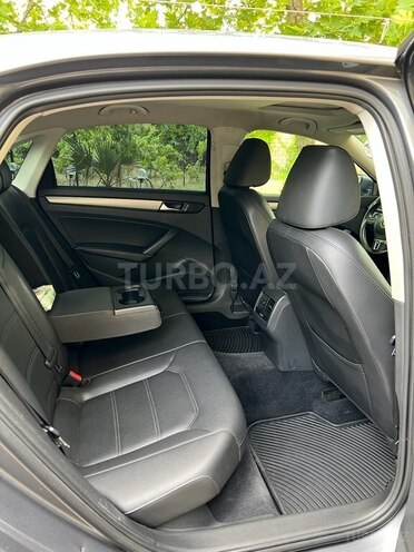 Volkswagen Passat 2013, 184,000 km - 1.8 л - Bakı
