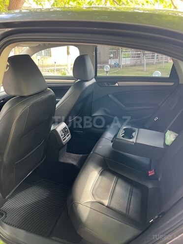Volkswagen Passat 2013, 184,000 km - 1.8 л - Bakı