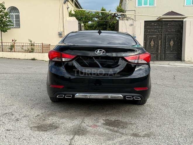 Hyundai Elantra 2015, 120,701 km - 1.8 l - Bakı