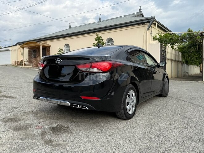 Hyundai Elantra 2015, 120,701 km - 1.8 l - Bakı