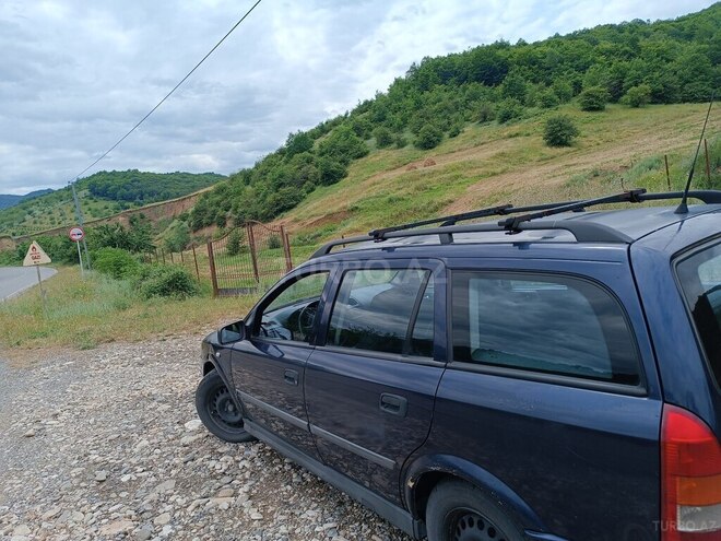 Opel Astra 2000, 352,000 km - 1.6 l - Quba