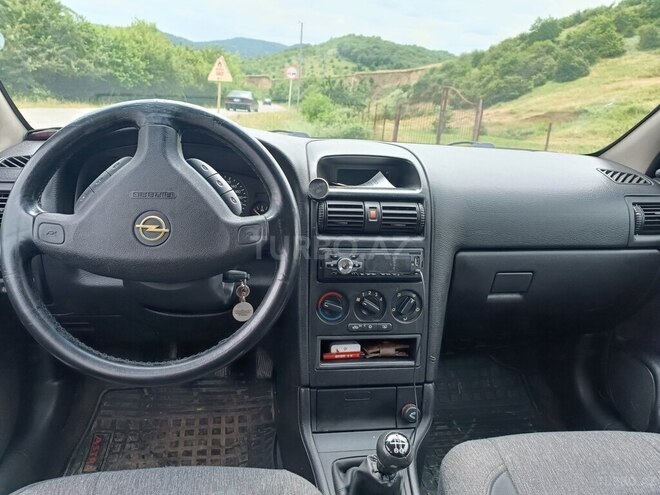 Opel Astra 2000, 352,000 km - 1.6 l - Quba