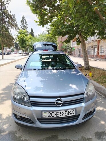 Opel Astra 2004, 250,000 km - 1.4 л - Gəncə