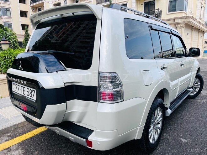 Mitsubishi Pajero 2017, 136,000 km - 3.0 л - Bakı