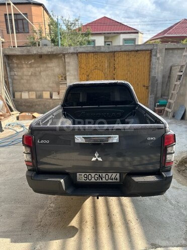 Mitsubishi L200 2021, 75,000 km - 2.4 л - Bakı