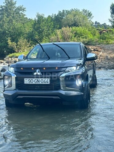 Mitsubishi L200 2021, 75,000 km - 2.4 л - Bakı